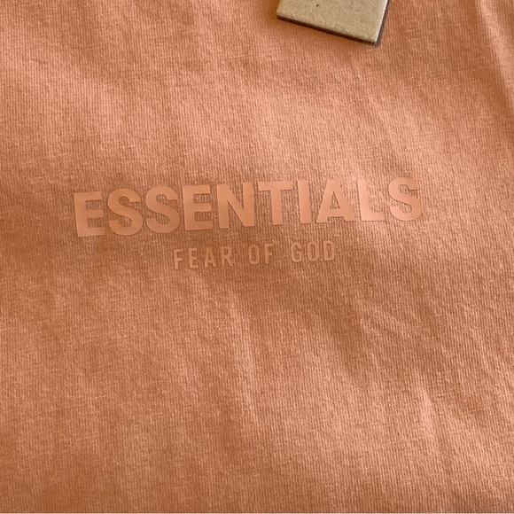 Fear of God FOG Men’s Essentials 3M Logo Blush Pink Boxy XL Shirt Authentic FW19 - Picture 6 of 10